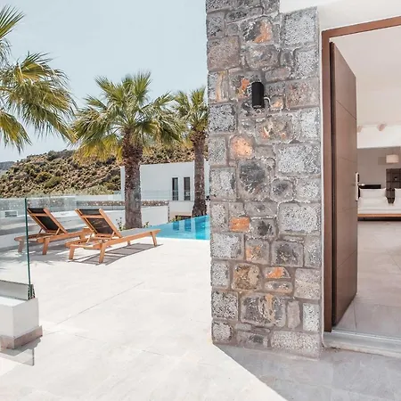 Terra Pietra Luxury & Villa